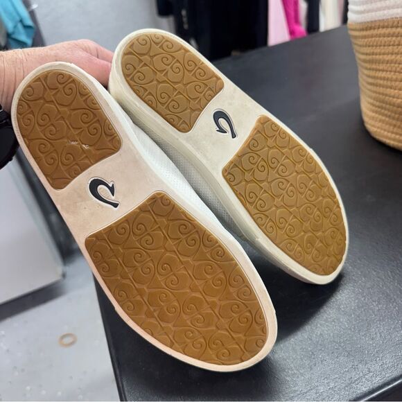 Olukai Pehuea White Slip-On Sneakers Women’s 6.5- excellent condition! - Picture 5 of 8